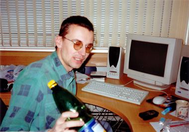 Pop sem taky pod leze a te to a to se mi nelb, tak mu km, aby to neetl a on to stejn te.