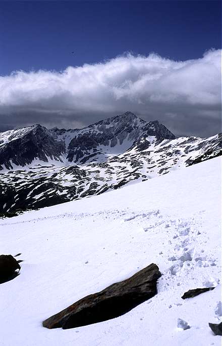Z vstupu na Chulu Middle East, ~5800, duben 2004. Foto Petr Lazar.